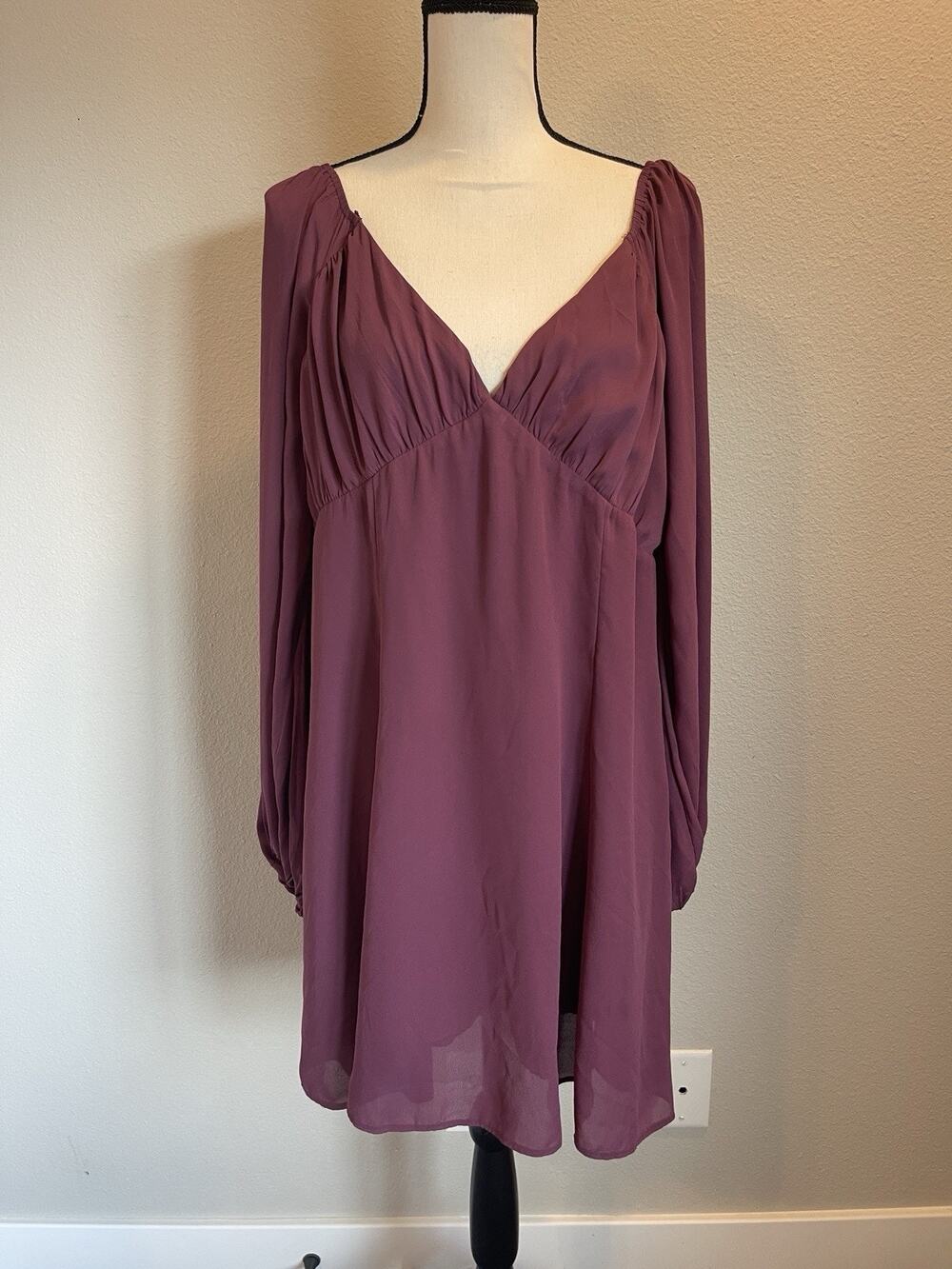 Abercrombie & Fitch Size XLT Plunge Neck Mini Boho Dress Plum Sheer Flowy